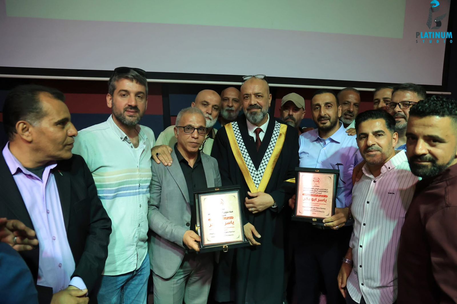 مناقشه اطروحة دكتوراة للاسير المحرر ياسر ابو بكر